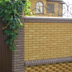 photo de clôture de brique