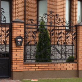 photo de types de clôture en brique