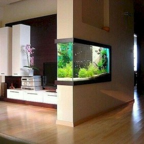 Zonasi bilik dengan partition kecil