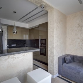 Canapé pliant sur une petite loggia