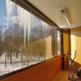 Glgia mô phỏng thể thao tráng men