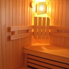 Écran de sécurité sur le mur du hammam