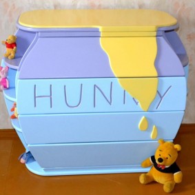 commode pour une chambre d'enfant photo