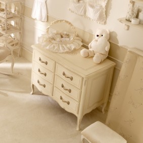 commode pour une photo de conception de chambre d'enfant