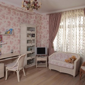 papier peint à l'intérieur de la chambre des enfants