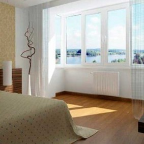 กระจกระเบียงและ loggias ในตัวเลือกภาพถ่ายของอพาร์ทเมนต์