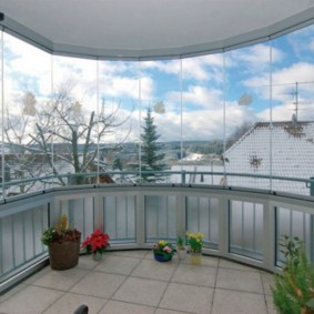 กระจกระเบียงและภาพถ่ายการออกแบบ loggias