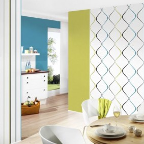 papier peint à l'intérieur du décor de la cuisine