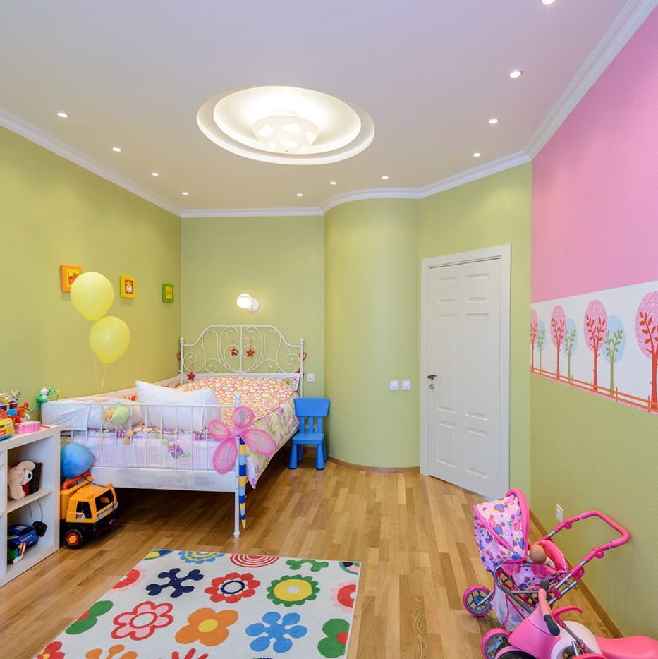 spotlights in the nursery