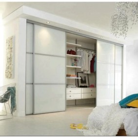 armoire pour un décor de chambre